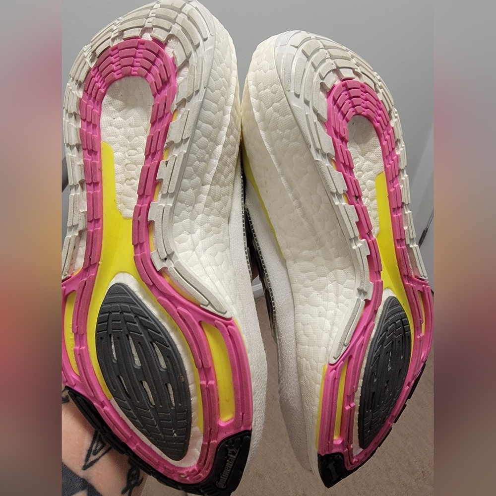 Adidas - Picture 3 of 4